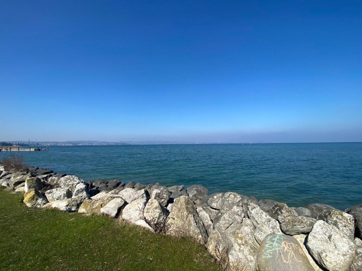 Apartment With Garden And Grill - Green Residence Sirmione Desenzano del Garda Eksteriør bilde