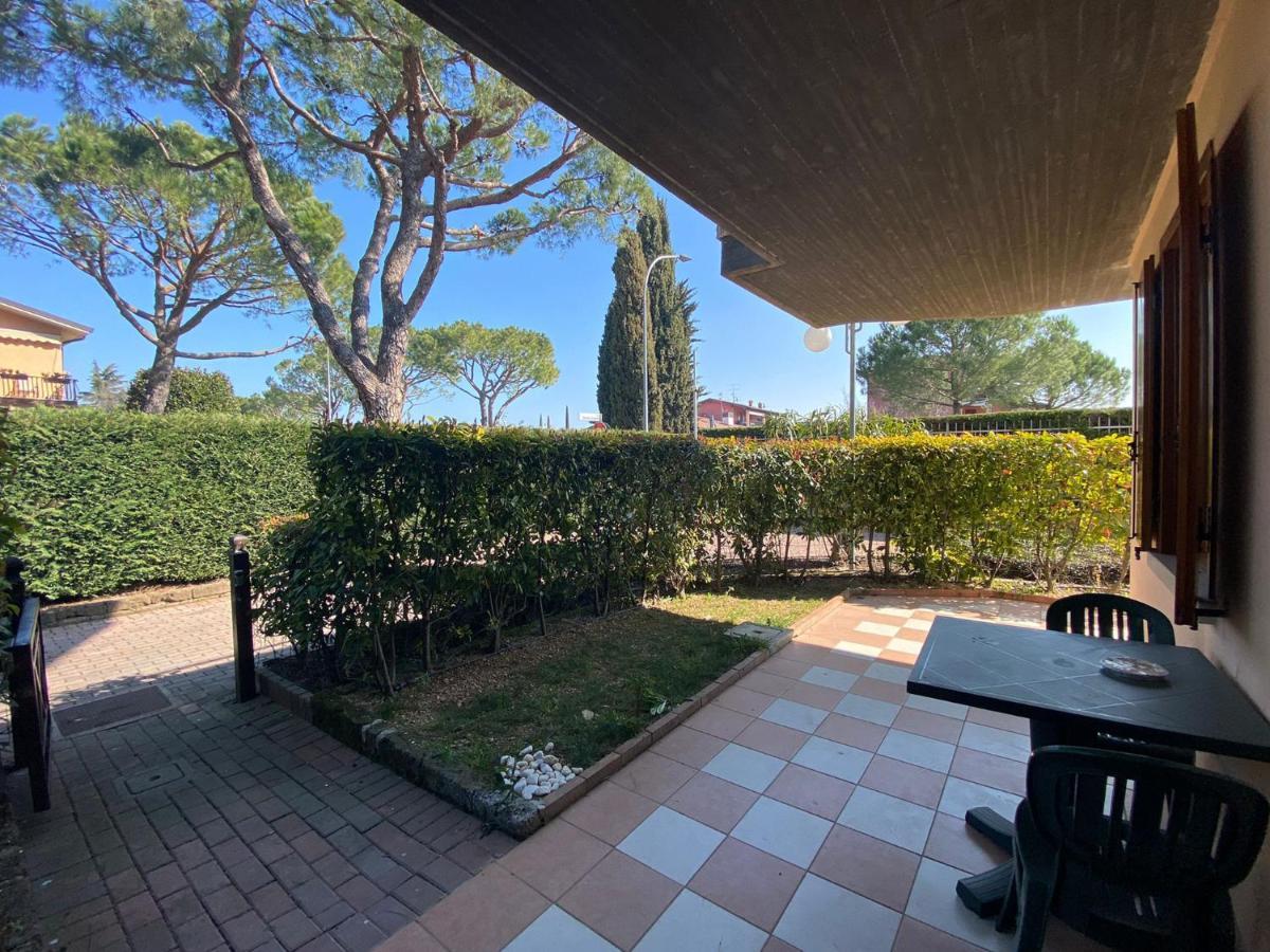 Apartment With Garden And Grill - Green Residence Sirmione Desenzano del Garda Eksteriør bilde