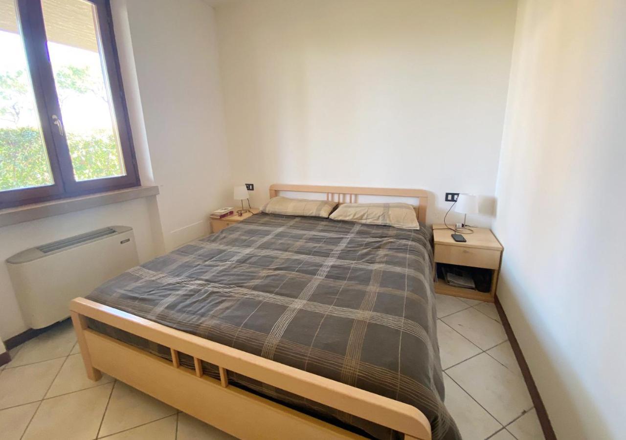Apartment With Garden And Grill - Green Residence Sirmione Desenzano del Garda Eksteriør bilde