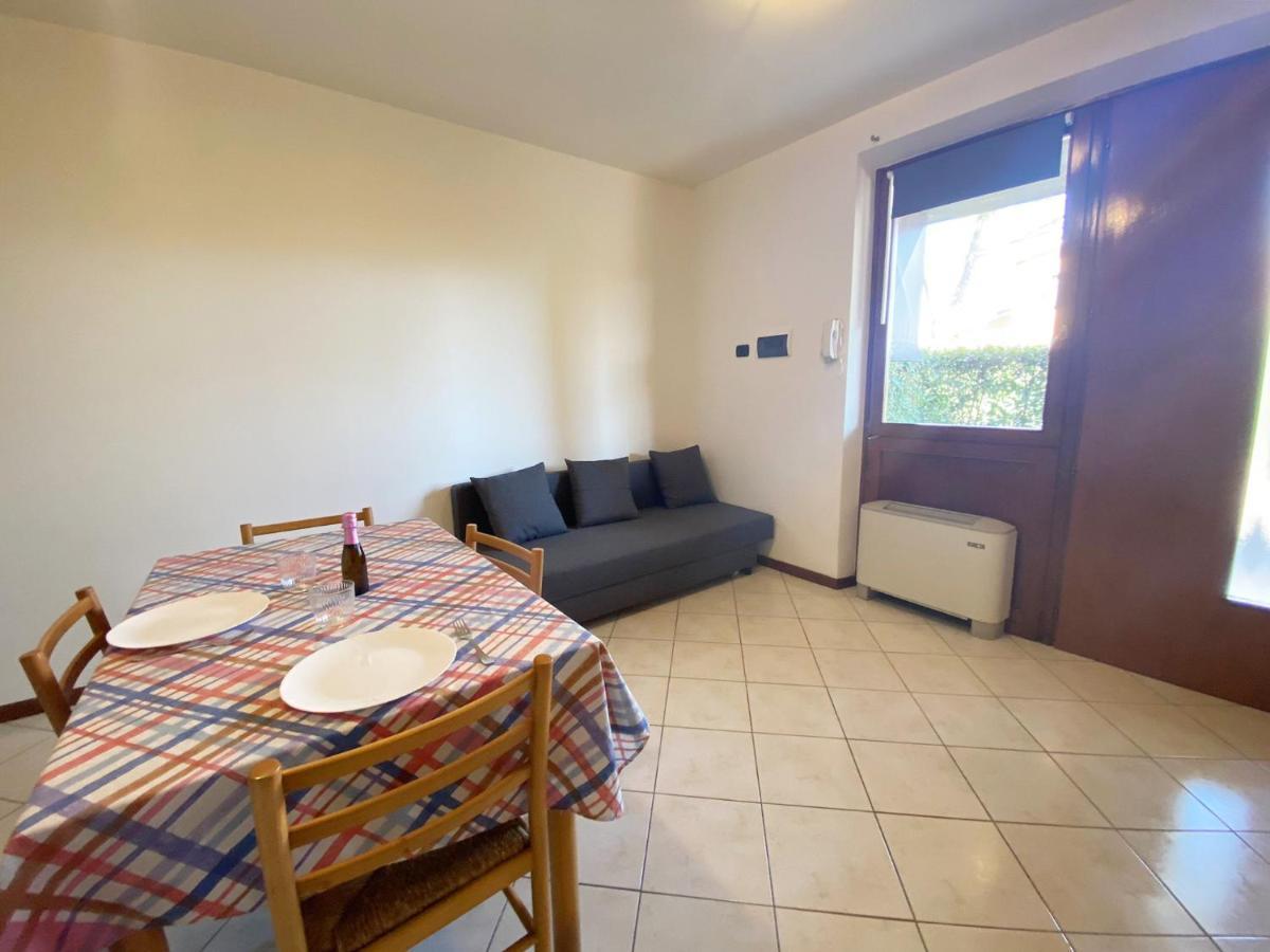Apartment With Garden And Grill - Green Residence Sirmione Desenzano del Garda Eksteriør bilde